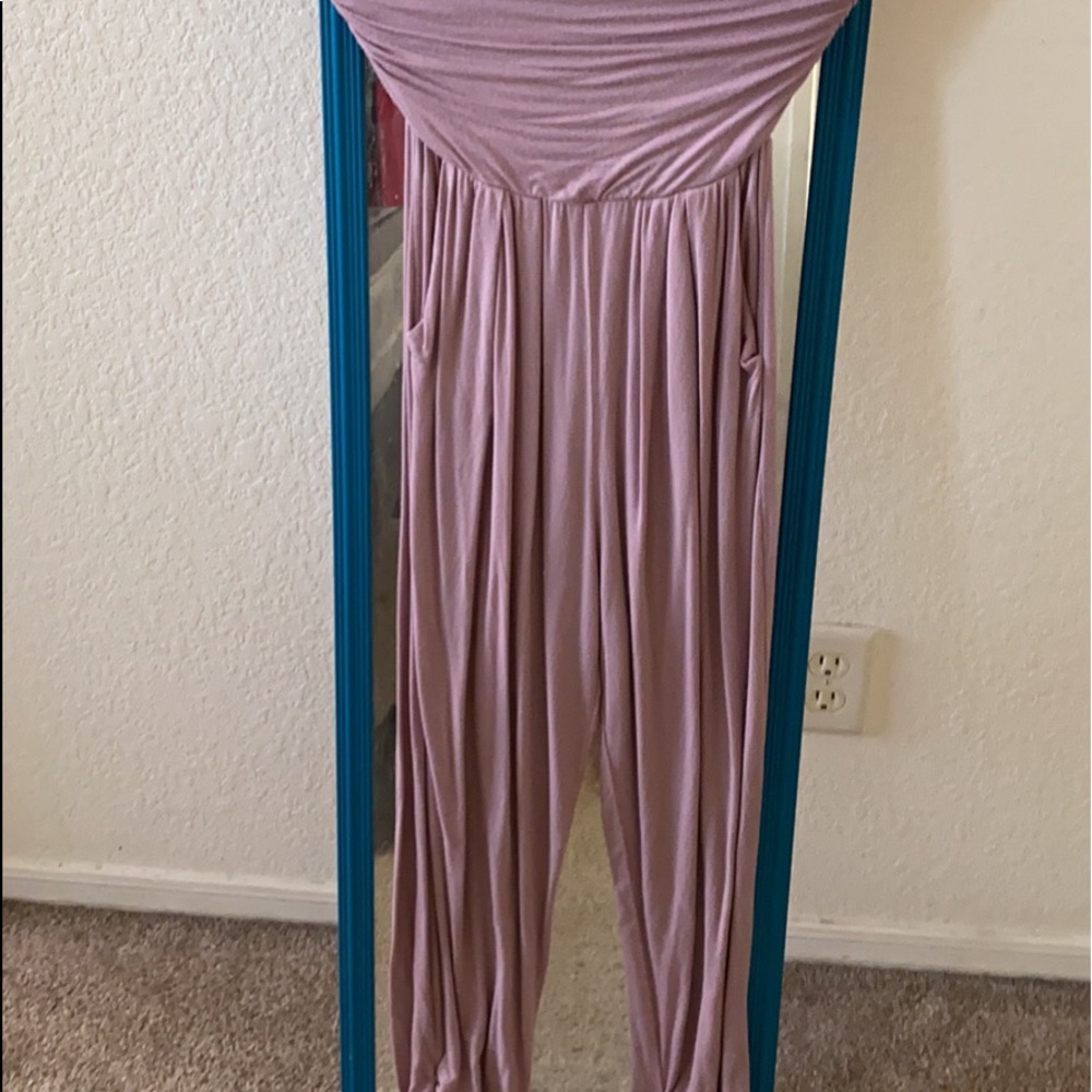 Clothes - Picture 4 of 6